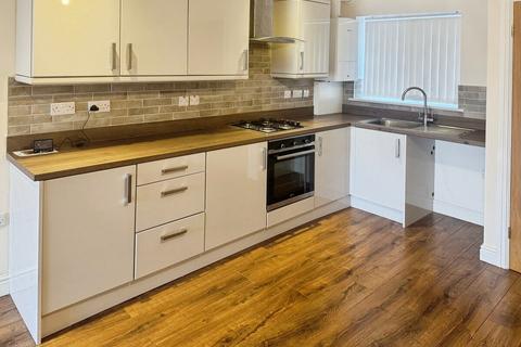 2 bedroom terraced house to rent, Maeshyfryd Court, Holyhead, Anglesey, LL65