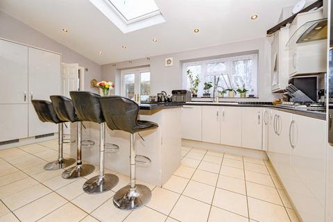 5 bedroom semi-detached house for sale, Kiln Ground, HEMEL HEMPSTEAD