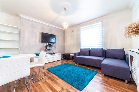 2 bedroom apartment to rent, Adare Walk, London, SW16