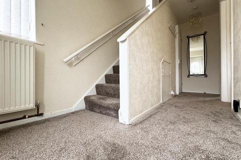 3 bedroom semi-detached house for sale, Shelley Lane, Kirkburton, Huddersfield, HD8 0SW