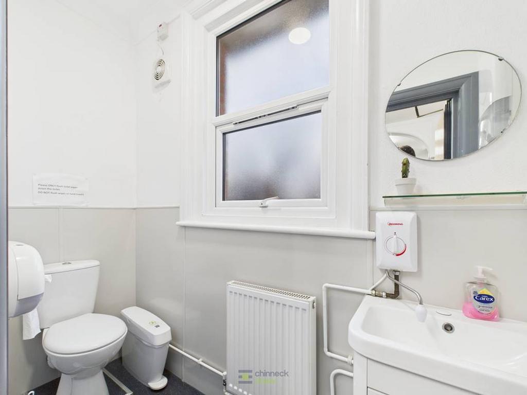 First Floor Cloakroom