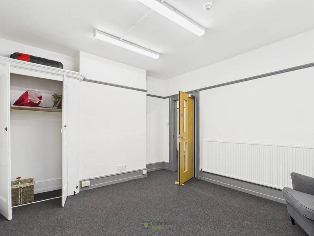 First Floor Room 4