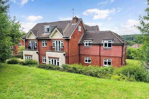 Folleys Place, Loudwater, High Wycombe, Buckinghamshire, HP10