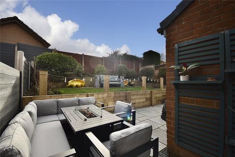 3 bedroom semi-detached house for sale, Brookfield, High Crompton, Shaw, Oldham, OL2