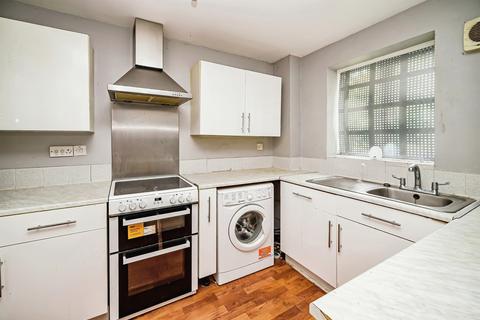 1 bedroom apartment for sale, Walpole Road, Slough