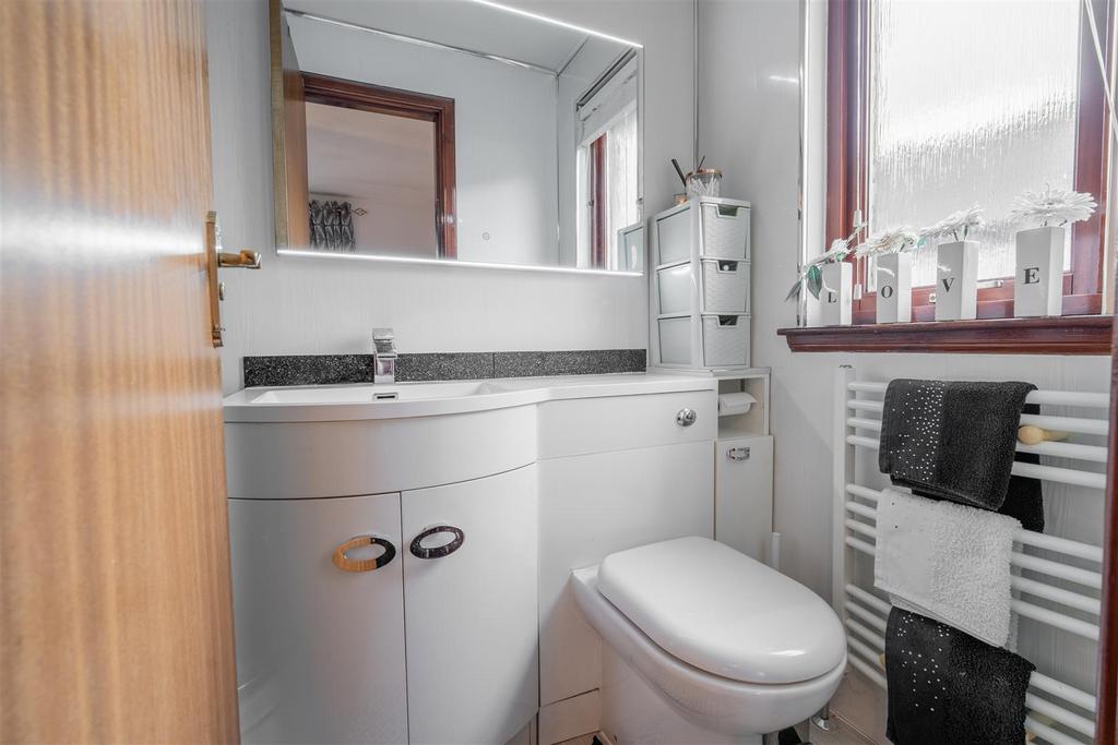 Ensuite.jpg