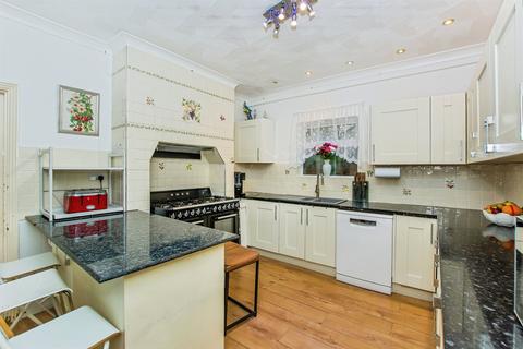 5 bedroom detached house for sale, Bowthorpe Road, WISBECH