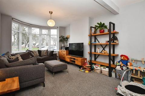 3 bedroom terraced house for sale, Kingston Road, Willerby, Hull