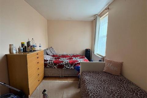 1 bedroom flat for sale, Stoke Street, Ipswich