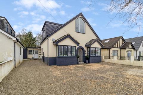 Halford Road, Ickenham, Middlesex, UB10