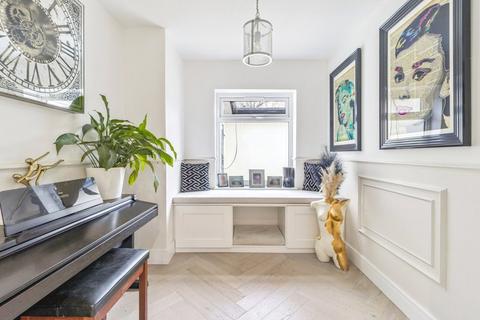 undefined, Halford Road, Ickenham, Middlesex, UB10