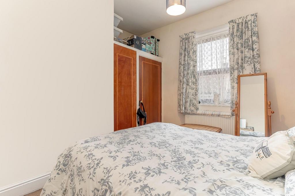 Bedroom 1 - B.jpg