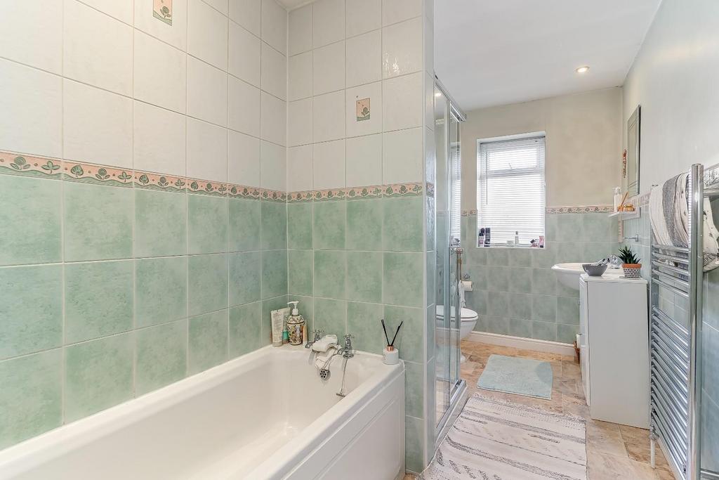 Bathroom - A.jpg