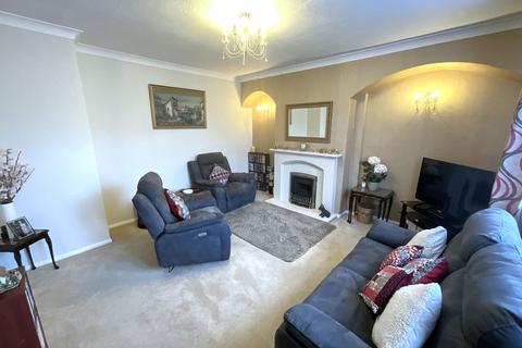 3 bedroom semi-detached house for sale, Stuart Road, Rowley Regis B65