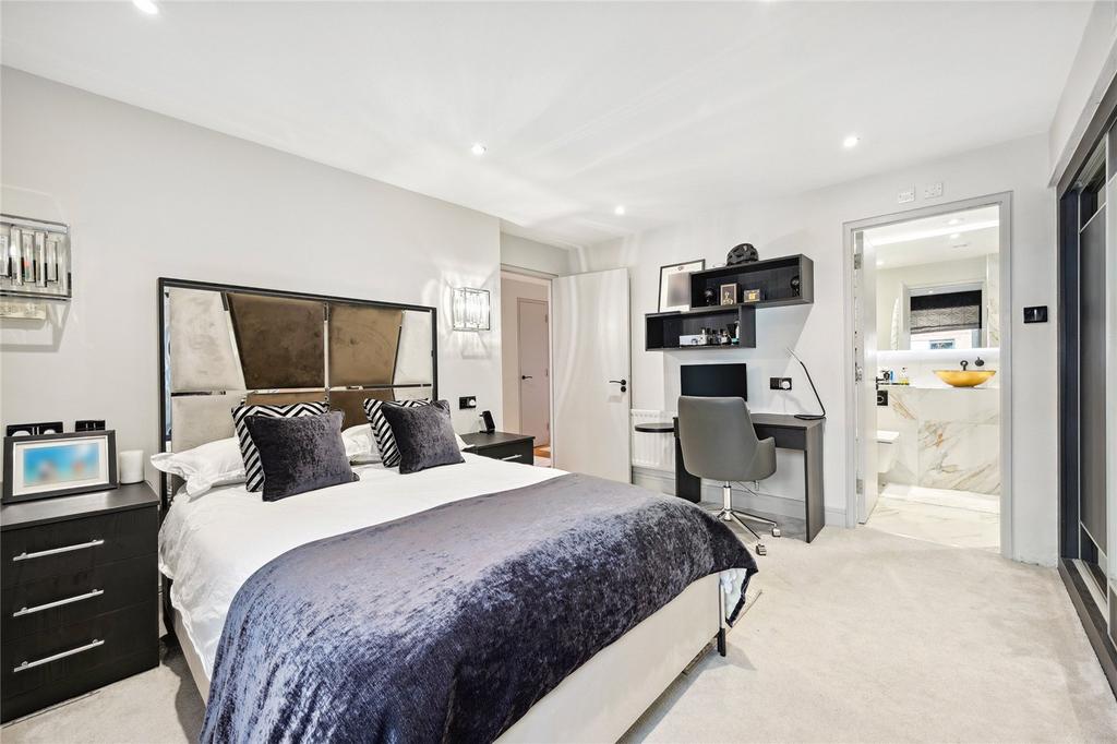 Principal Bedroom