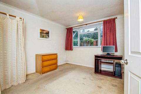 undefined, Elmfield Gardens, Worcester