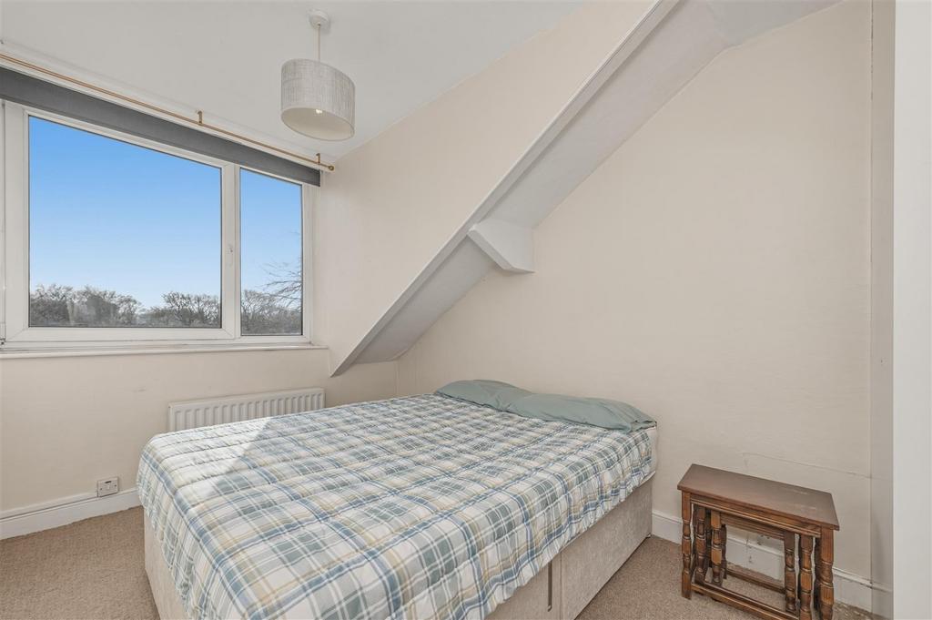 14 - Flat 3,58 Free School Lane HX1 2 PW.jpg