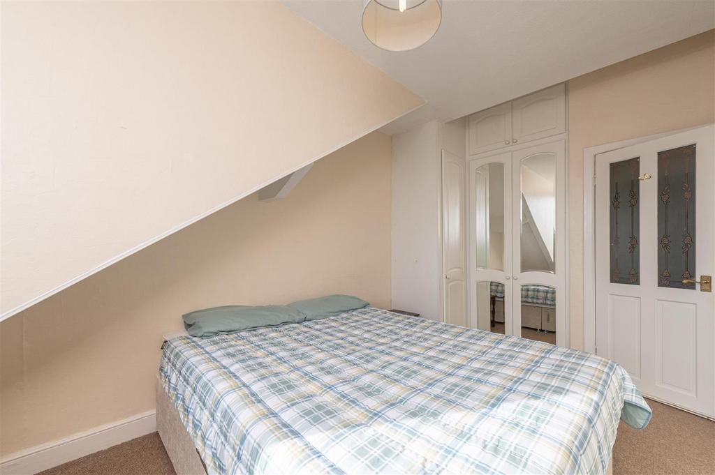 16 - Flat 3,58 Free School Lane HX1 2 PW.jpg