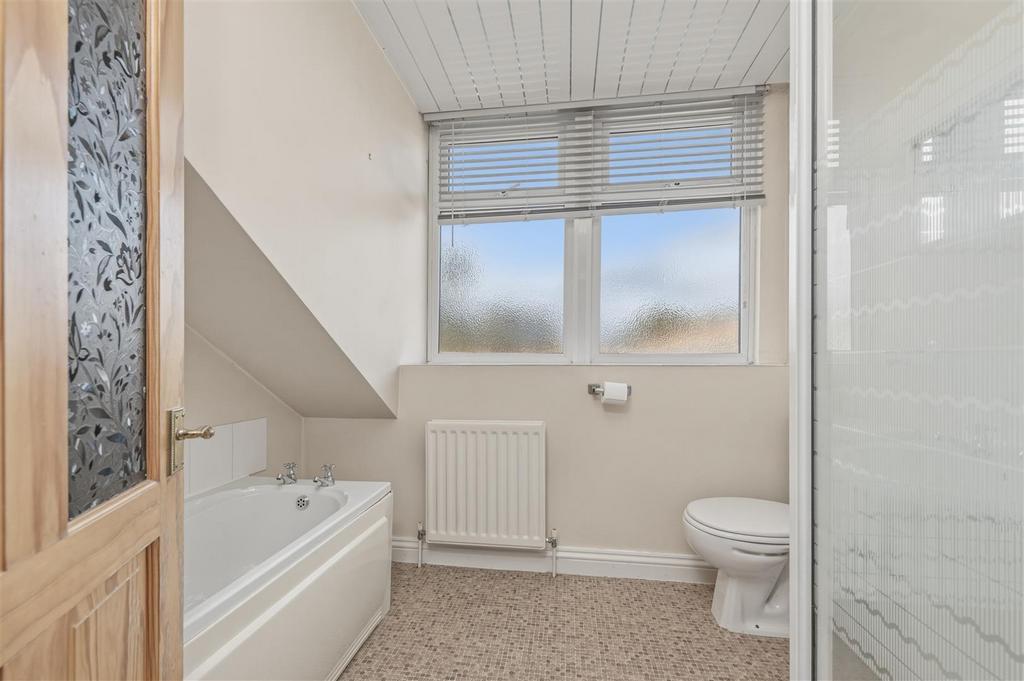 10 - Flat 3,58 Free School Lane HX1 2 PW.jpg