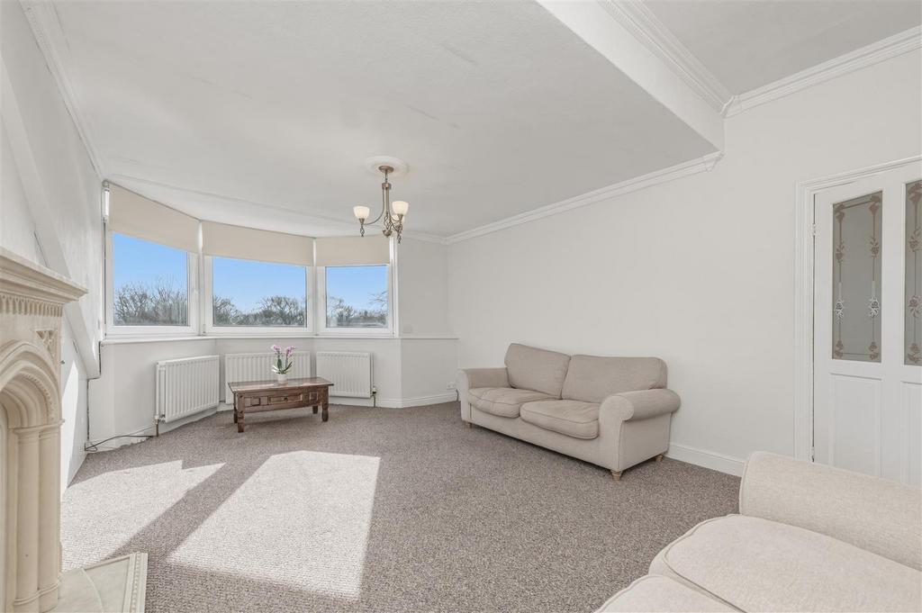 20 - Flat 3,58 Free School Lane HX1 2 PW.jpg