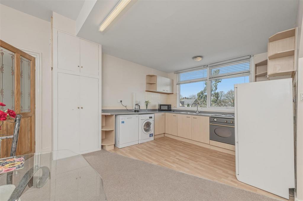 30 - Flat 3,58 Free School Lane HX1 2 PW.jpg