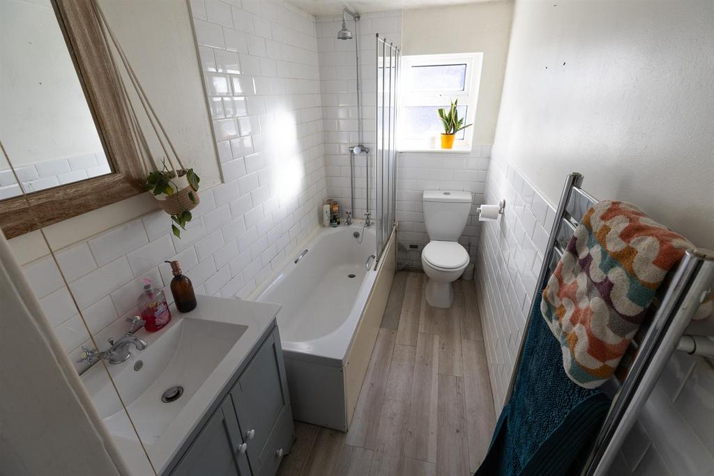 19 Victoria Embankment Darlington 291123 25.JPG