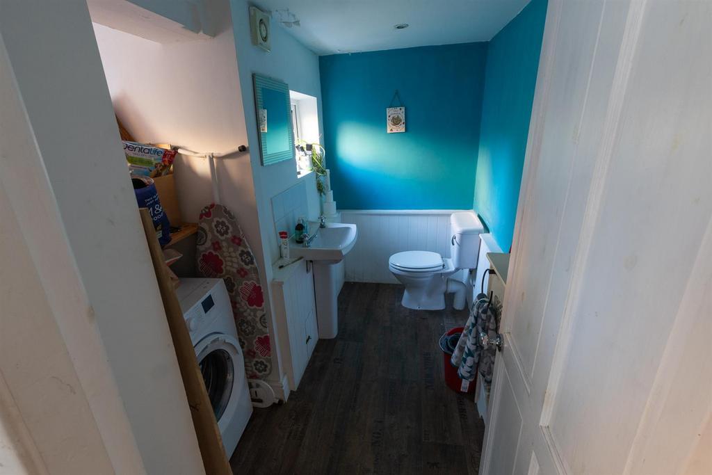19 Victoria Embankment Darlington 291123 06.JPG