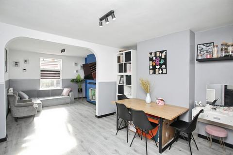 2 bedroom terraced house for sale, Lawford Road, Rugby