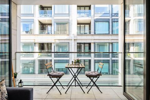 undefined, Sugar Quay, Water Lane, London, EC3R.