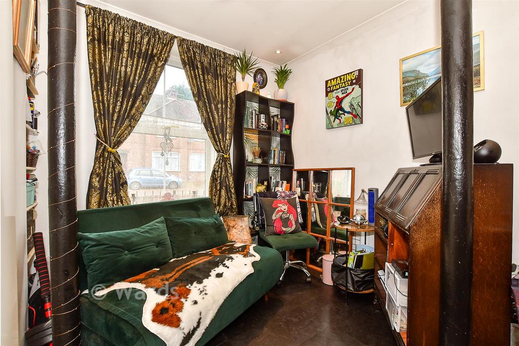 Kitchen/ Lounge