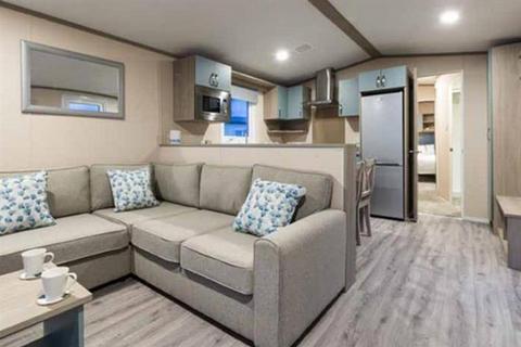 2 bedroom park home for sale, Whitecliff Bay Holiday Park – Isle of Wight