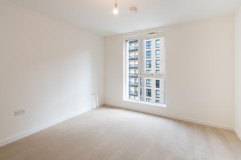 1 bedroom flat to rent, Farine Avenue, Hayes UB3