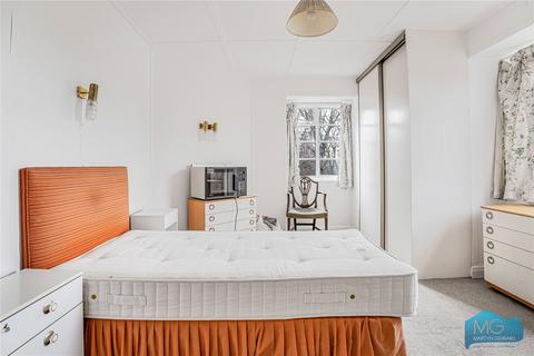 2 bedroom apartment for sale, Denison Close, London, N2