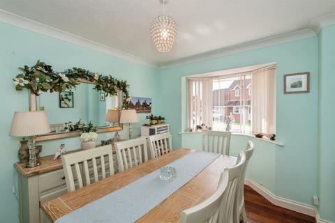 undefined, Juniper Close, Tiverton