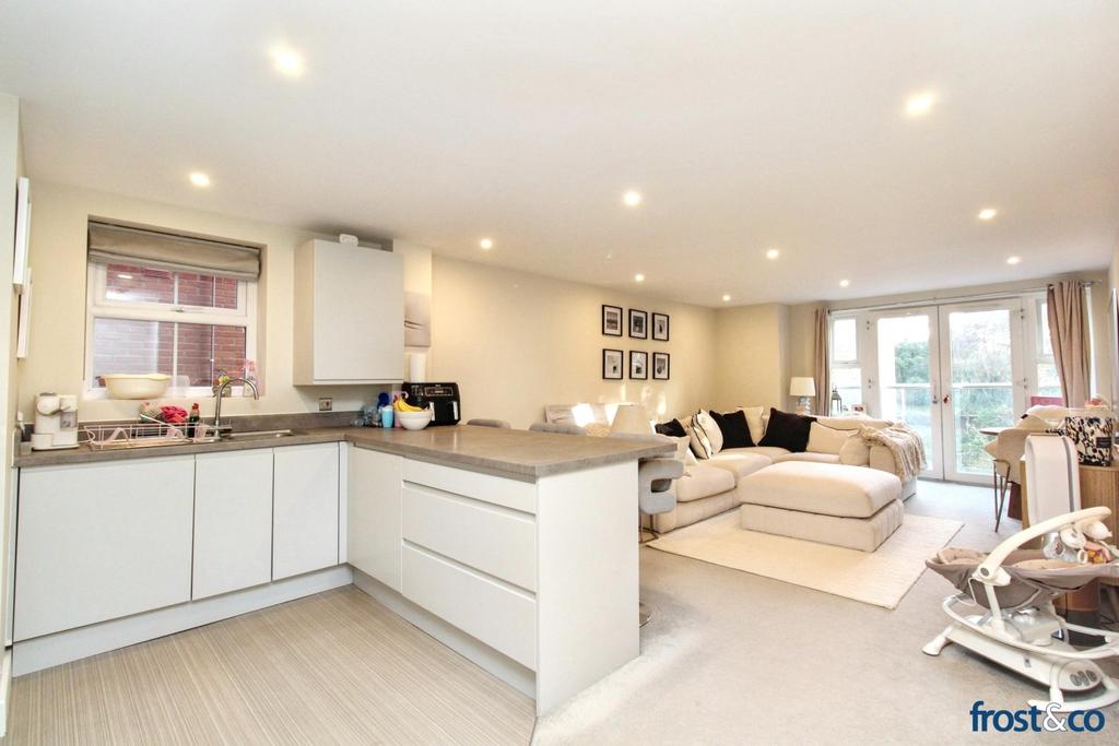 Kitchen Lounge