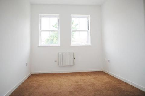 2 bedroom apartment to rent, Lynton House, Docklands, E16