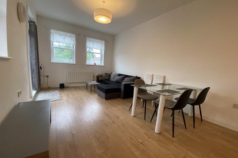 2 bedroom apartment to rent, Lynton House, Docklands, E16
