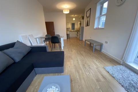 2 bedroom apartment to rent, Lynton House, Docklands, E16