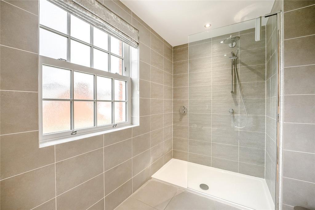 Princiapal Ensuite