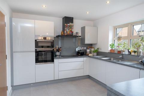 undefined, Peony Rise, Leeds LS14