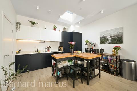 1 bedroom apartment to rent, Mitcham Lane, LONDON