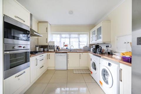 undefined, The Avenue, Worcester Park, KT4