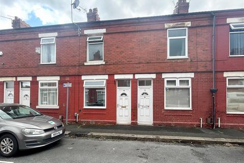 2 bedroom terraced house to rent, Howells Avenue, Sale