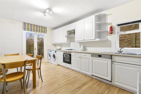 4 bedroom terraced house for sale, Elmfield Road, London, SW17