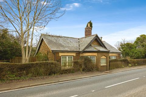 3 bedroom character property for sale, Oborne Road, Dodds Cross, Sherborne