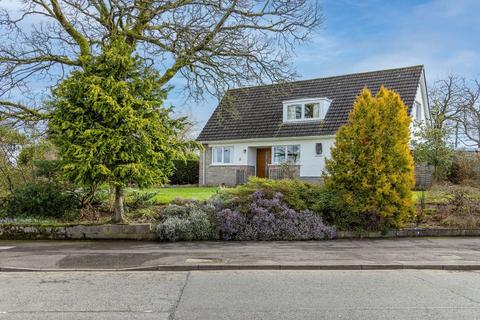 4 bedroom detached house for sale, Machrie Drive, Newton Mearns
