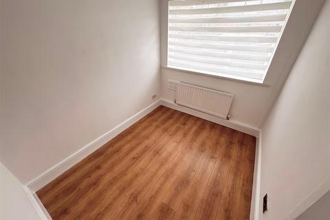 2 bedroom terraced house to rent, Seatonport Court, Stockton-On-Tees