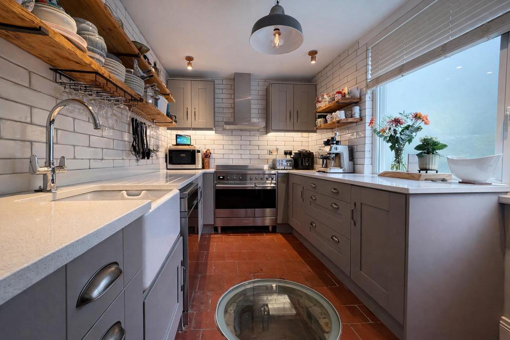 80 F7 B8 F7-7 EE3-4294-8556-A18 D9 EAFF6 E9.png