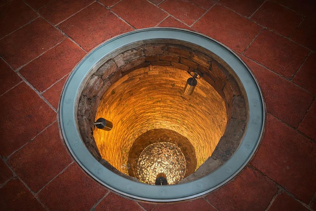 3 ACE0 FBE-DAC4-422 A-AA4 B-C6 CCB110649 C.png