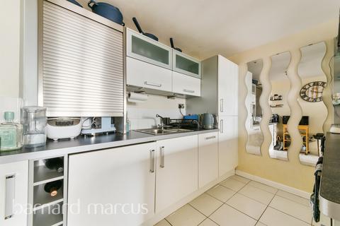 undefined, Throwley Way, Sutton